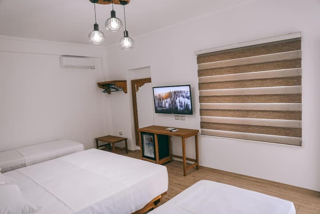 Cereni Guesthouse Berat Eksteriør billede