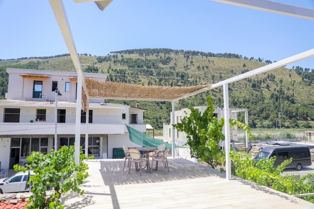 Cereni Guesthouse Berat Eksteriør billede