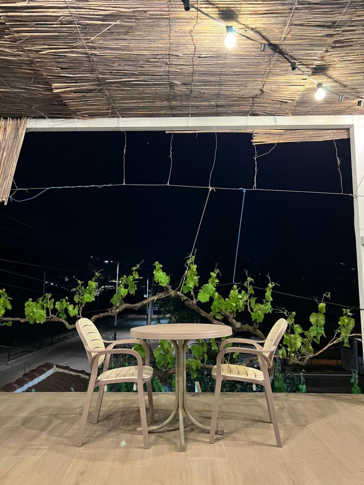 Cereni Guesthouse Berat Eksteriør billede